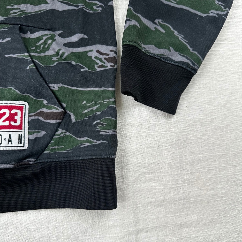 Jordan Therma Diamond Big Kids' (Boys') Crew Camo Pullover Crewneck Size M - Picture 6 of 11